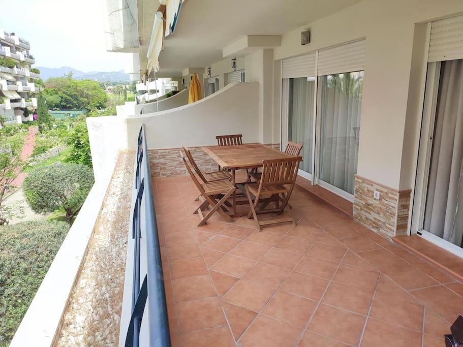 Sunny Guadalmina Apartment Marbella Exteriör bild